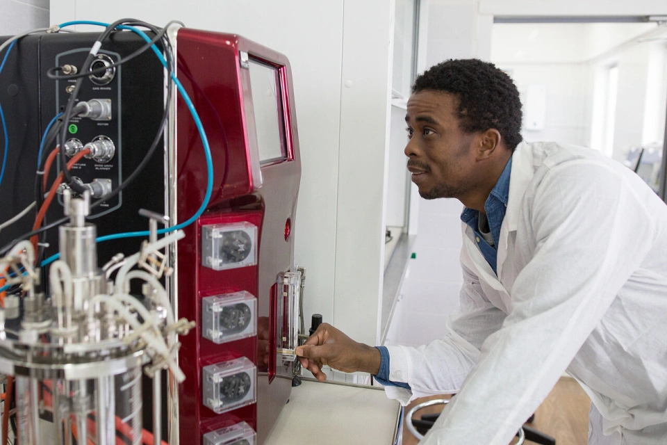 乌拉尔联邦大学,以俄罗斯第一任总统叶利钦命名