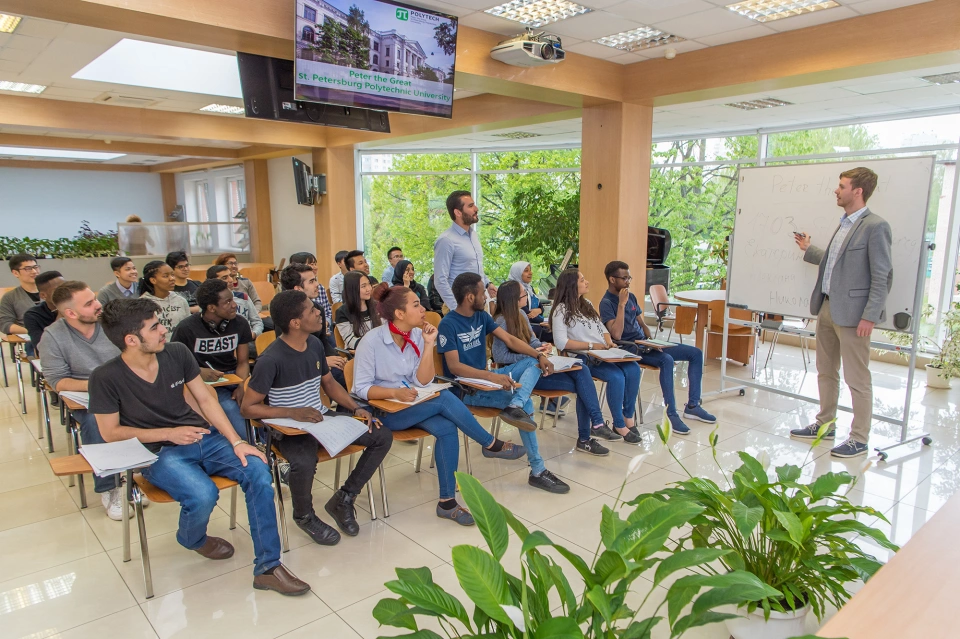 دانشگاه پلی تکنیک سن پترزبورگ پتر کبیر